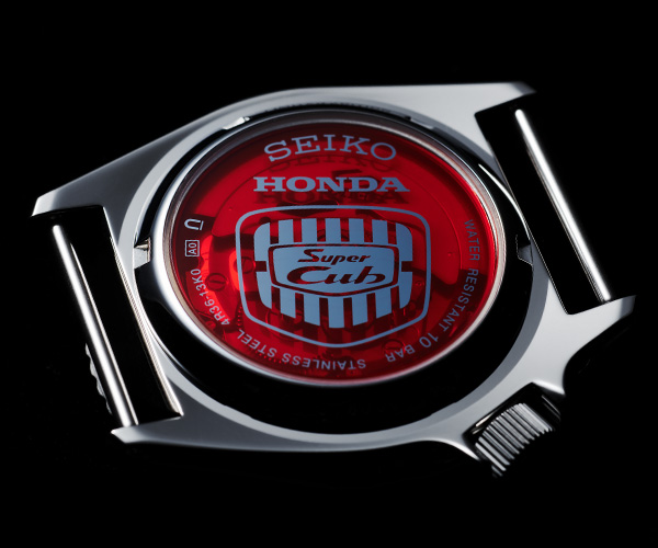 写真：SBSA181 Seiko 5 Sports Case back