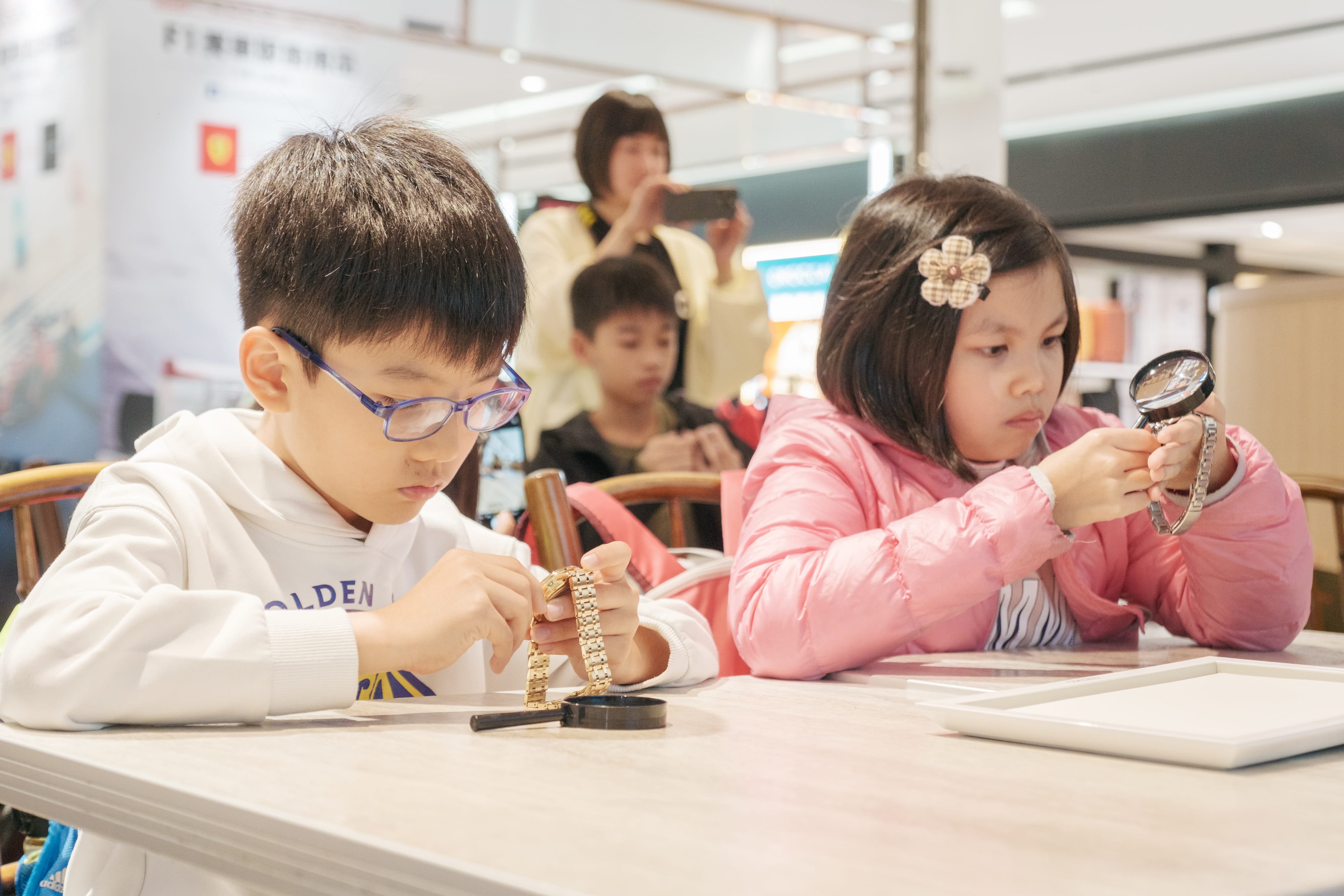 写真:台湾 - 台北でのわくわく時計教室の様子